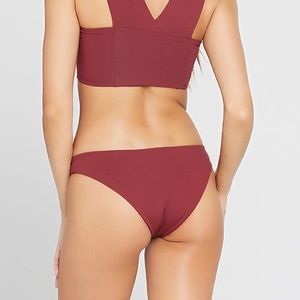 L Space Sandy Bikini Bottom in Sangria